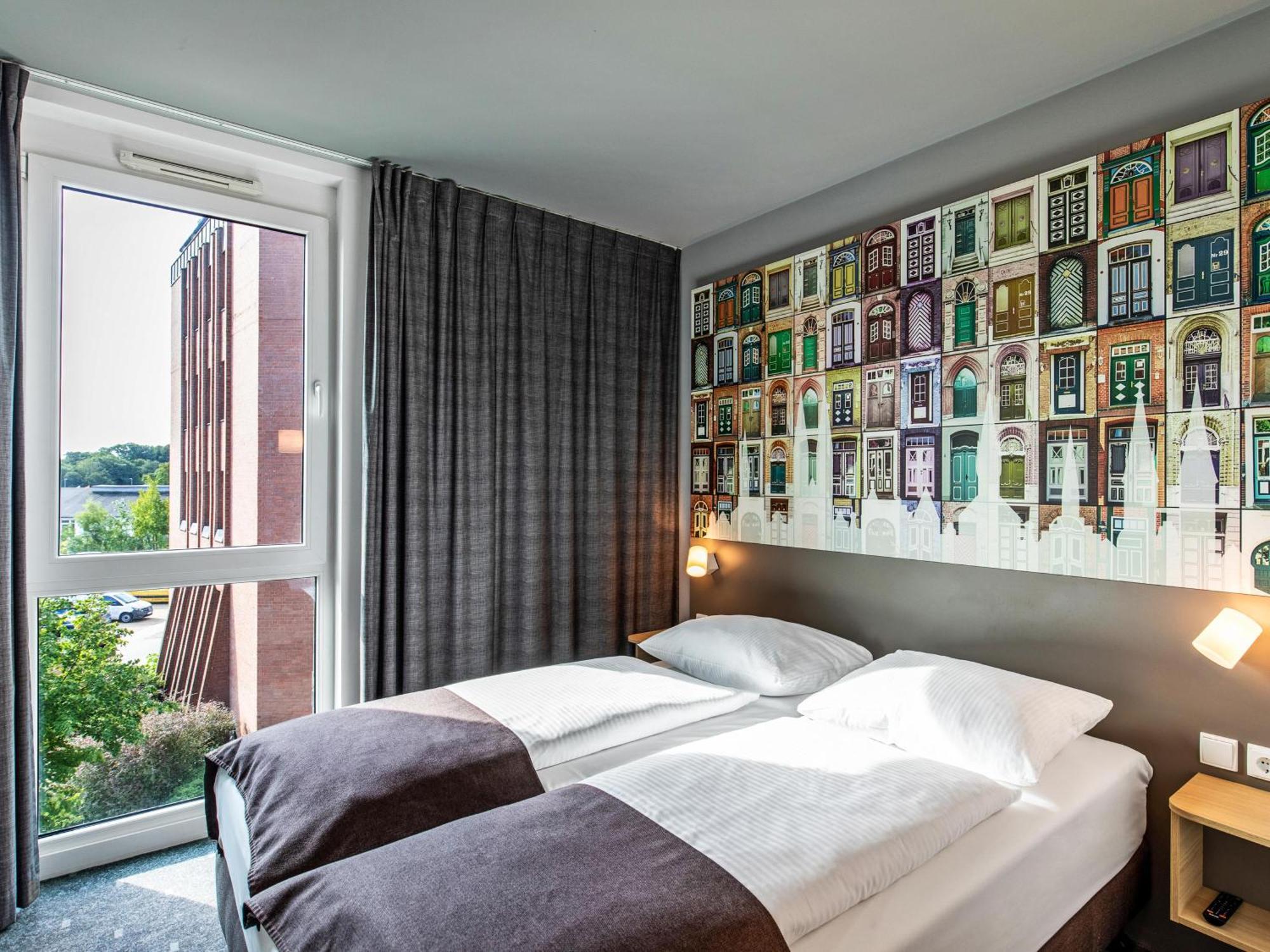 B&B Hotel Luebeck Экстерьер фото