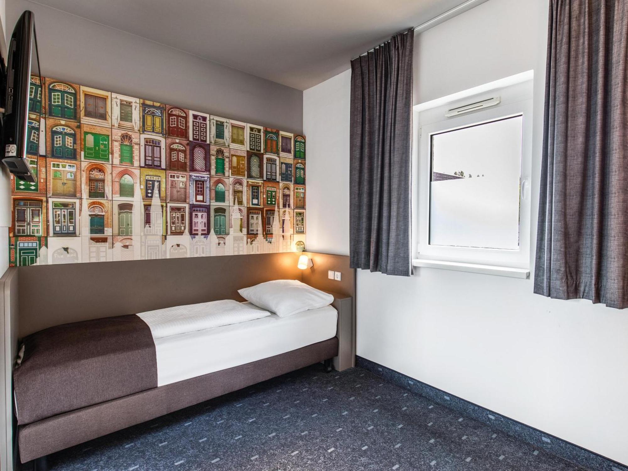 B&B Hotel Luebeck Экстерьер фото